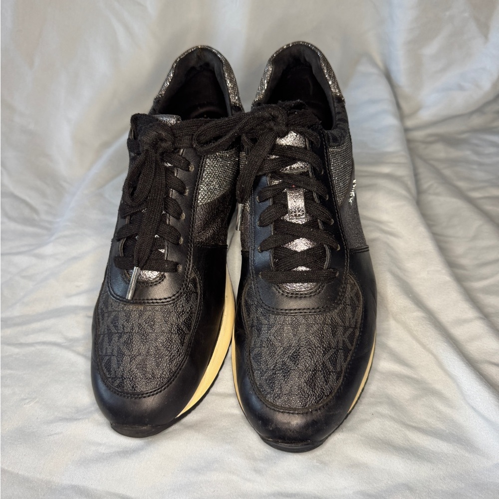 Michael Kors Black & Silver Metallic Logo Sneakers – Women’s Size 10 - Picture 2 of 7